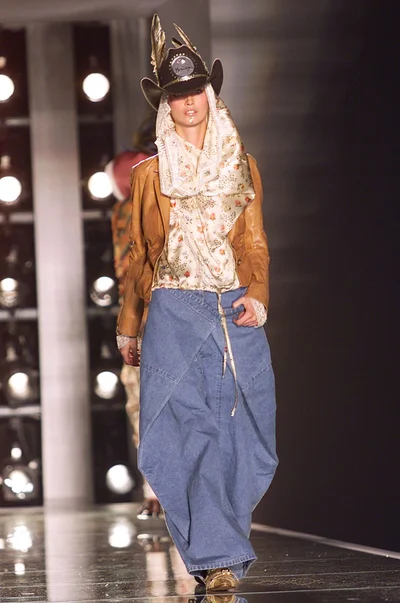 Look 50